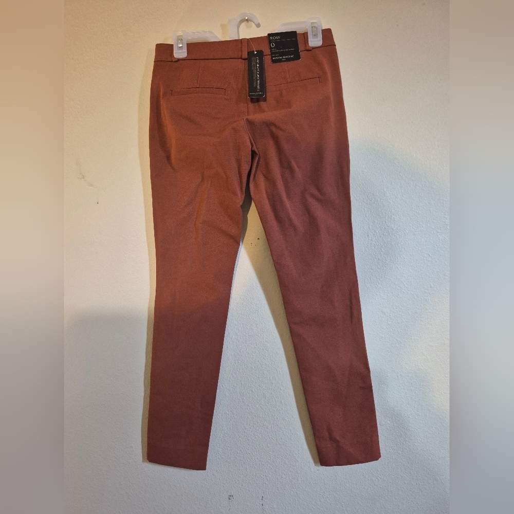 Banana Republic Men's Terracotta Chinos - Picture 3 of 3